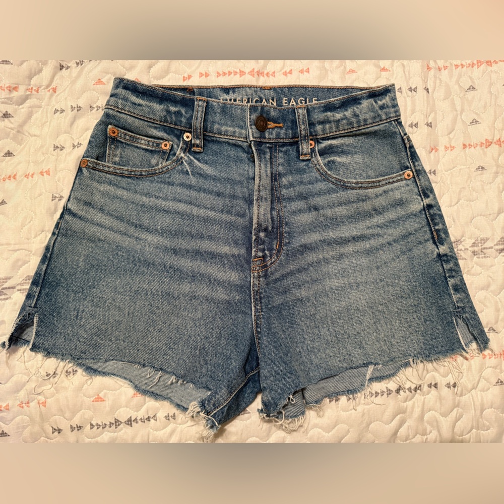 American Eagle Outfitters Blue Jean Shorts Classic Cut-Off Style Stretch